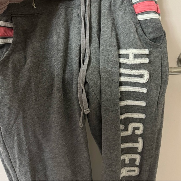 Hollister Sweatpants - Picture 1 of 2